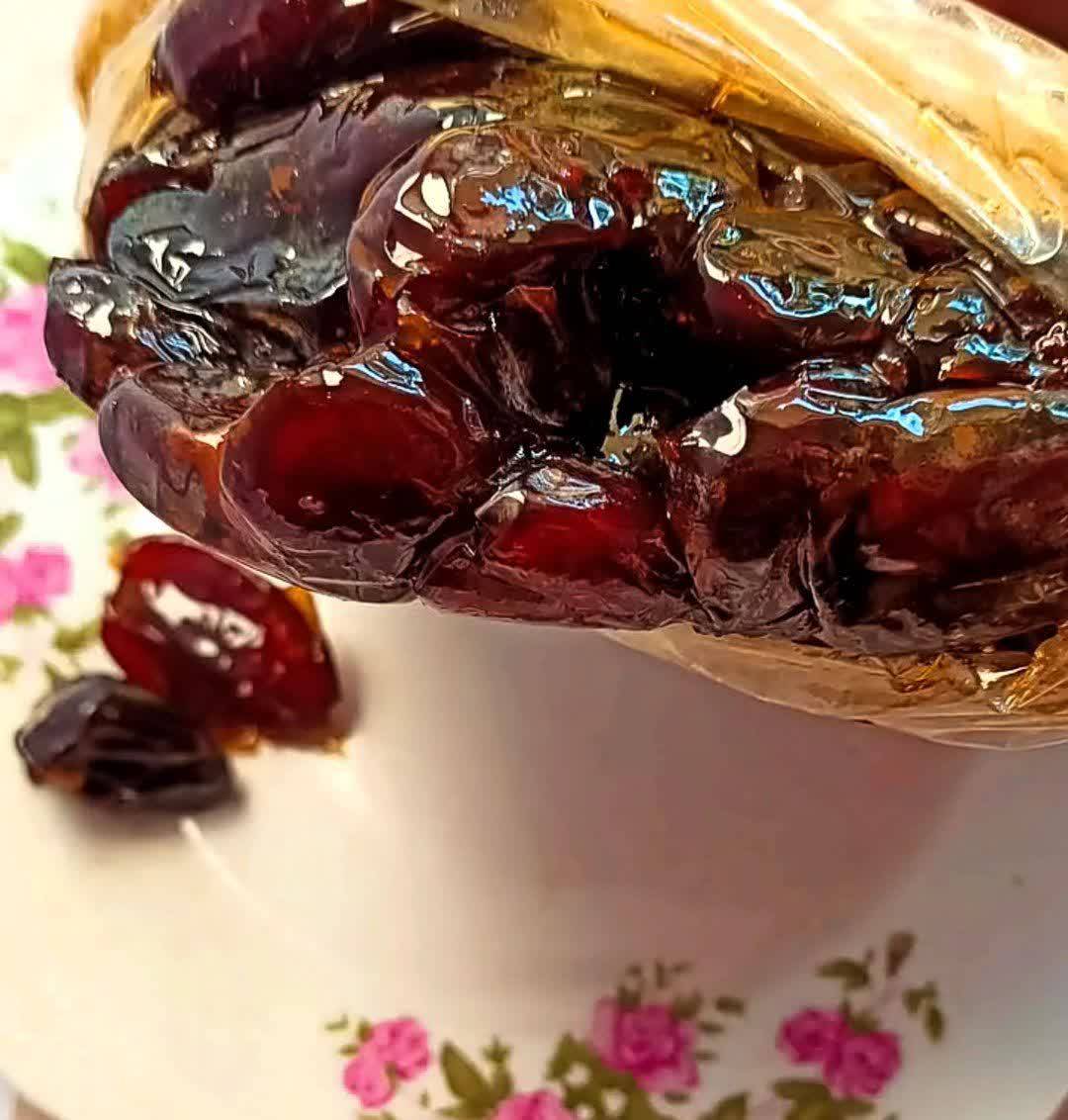 خرمای کبکاب شیره دار بسته بندی خانگی _ خرما تاپو